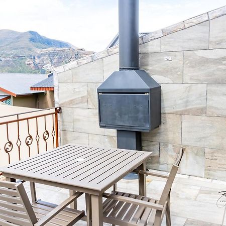 Willow Manor Clarens Bagian luar foto