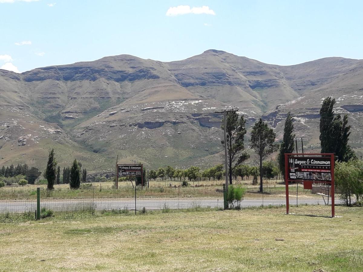 Willow Manor Clarens Bagian luar foto